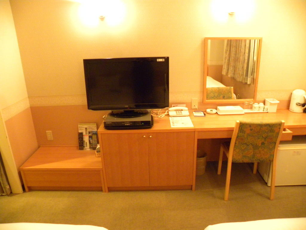 Hotel Benex Йонезава Екстериор снимка