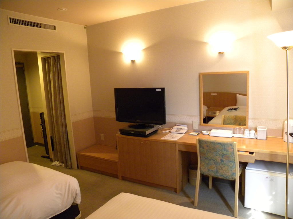 Hotel Benex Йонезава Екстериор снимка